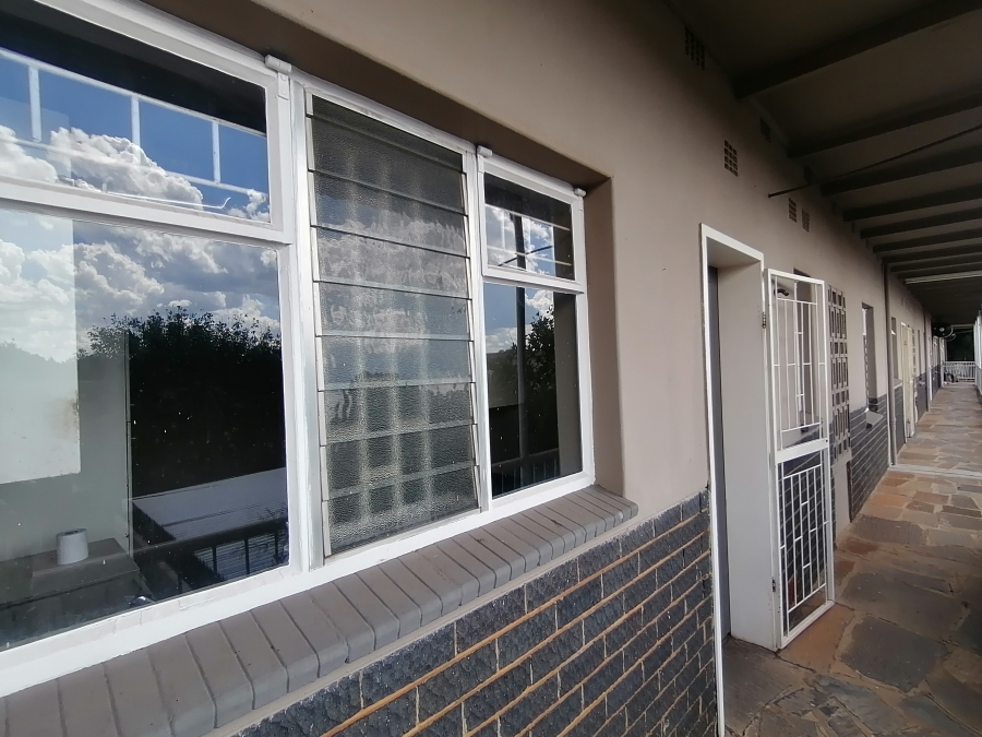 2 Bedroom Property for Sale in Adamayview North West
